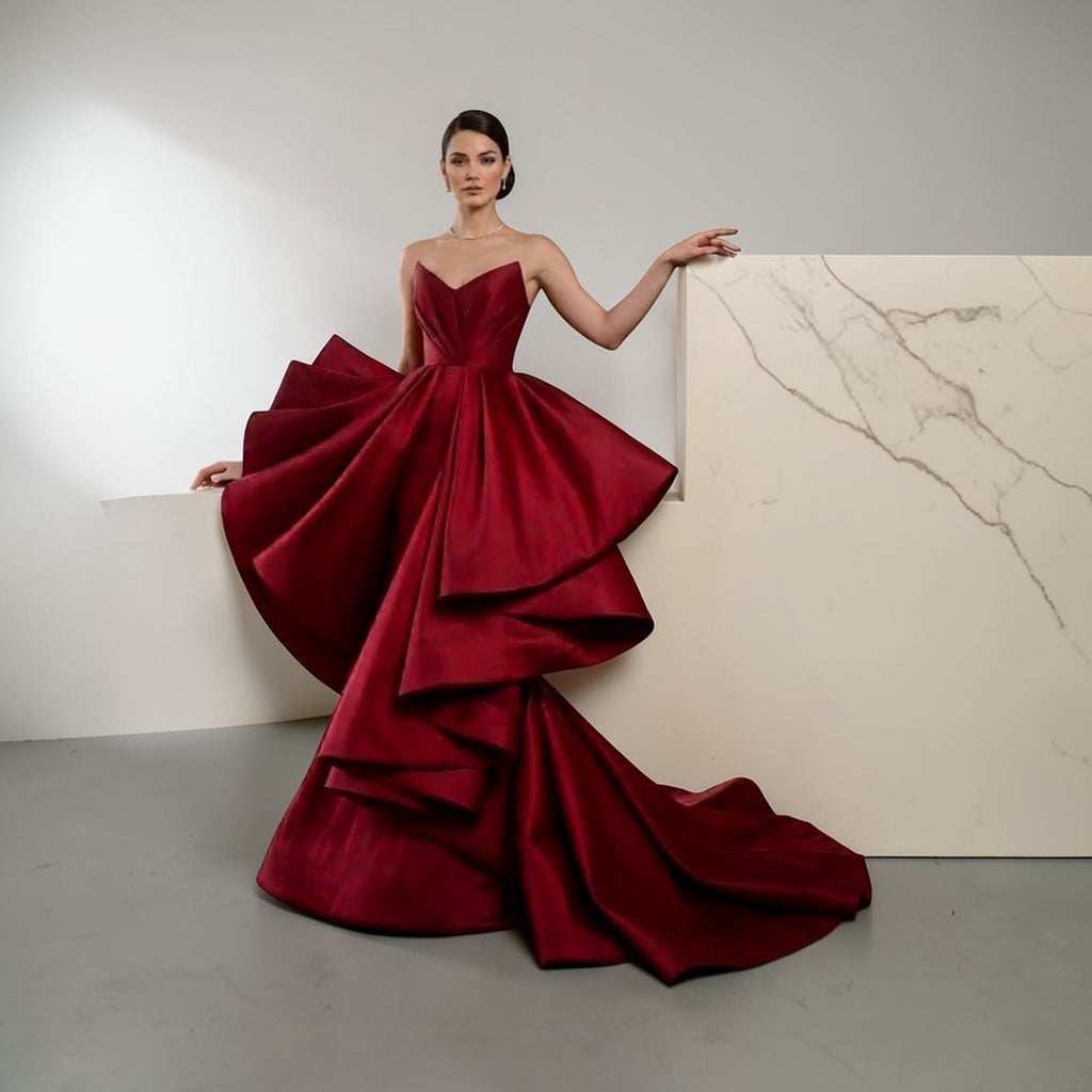 THE CRIMSON SCULPTURE